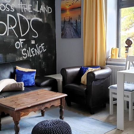 2 Bedrooms House With Enclosed Garden And Wifi At Slezska Ostrava Eksteriør bilde